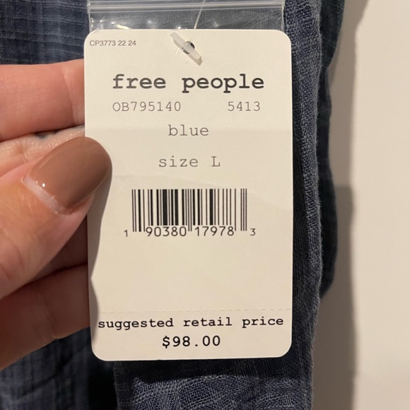 Free People Talk to Me button down shirt. Blue. Size Large. NWT - Picture 11 of 11